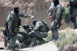 قوات اللأمن التونسي تقبض على  إرهابي مصنف خطير وحجزت أسلحة وحزاما ناسفا .