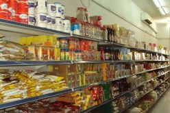 بالفيديو.. شاهد كيف يتم تزوير تاريخ إنتهاء صلاحية المواد الغذائية