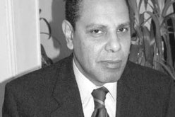 “عادل إمام ليس سبب نجاح روايتي.. وأعمالي ليست إباحية”