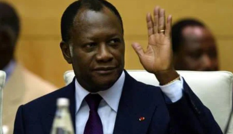 وتارا يعلن محاصرة مقر غباغبو