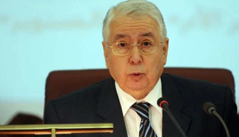 بن صالح يدعو اطارت حزبه الى التواصل مع مختلف شرائح المجتمع اثناء الحملة الانتخابية