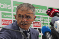 ألكاراز: “أنا من يقرر إستدعاء اللاعبين ونريد إسعاد الجزائريين في الكاميرون”