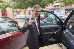 ألكاراز يصل اليوم إلى الجزائر رفقة مساعديه ويلتقي الصحافة غدا