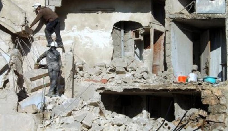 سوريا: مقتل 25 على الأقل في غارة على سوق خضار ومحيط مشفى في حلب