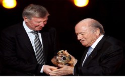 أليكس فيرغسون أفضل مدرب في القرن الـ21