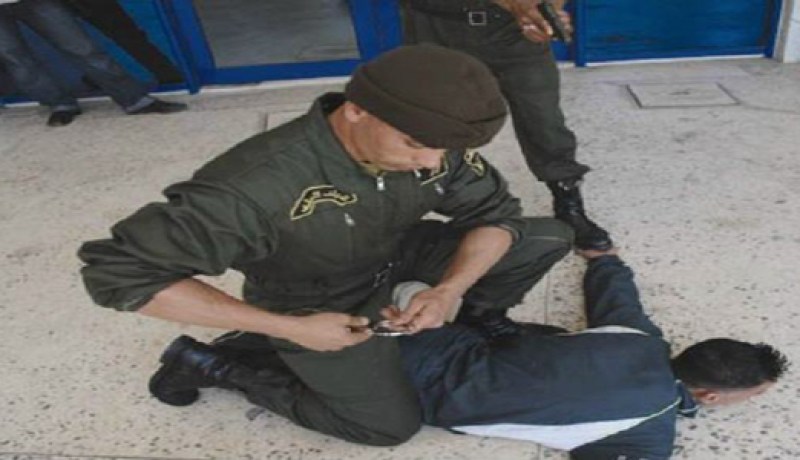 توقيف شخصين استدرجا قاصرتين لسرقتهما بتنس