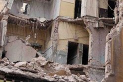 انهيار جزء من عمارة يُهّدد سُكان حي 150 مسكن بالعلمة