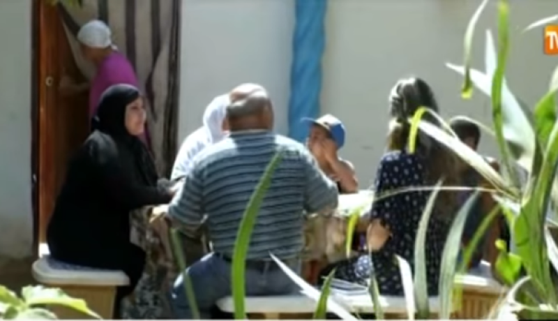 بالفيديو – التخييم الجماعي يستهوي العائلات الجزائرية