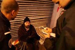 فرنسا ستنفق ملياري يورو لمساعدة الفقراء