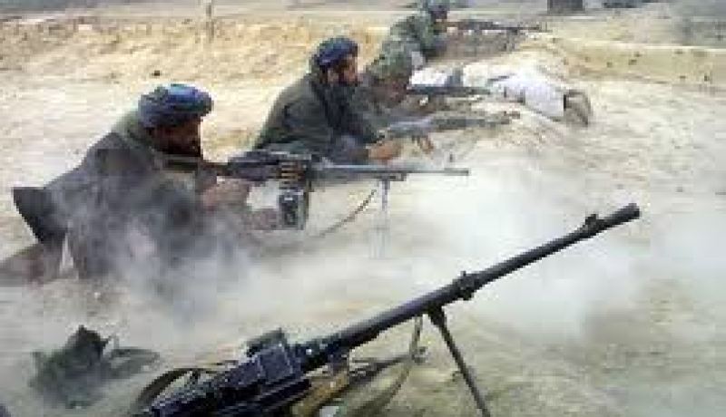 طالبان الباكستانية تتبنى الهجوم على مطار بيشاور