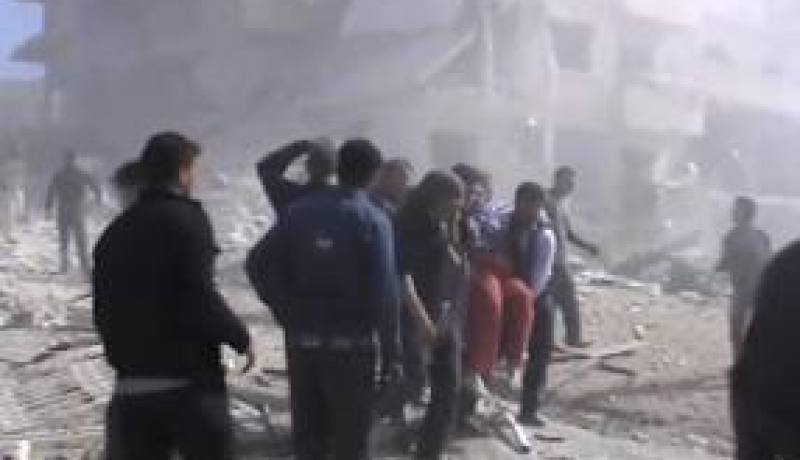 ثمانية قتلى جراء الغارة الجوية على مخيم للاجئين الفلسطينيين بجنوب دمشق