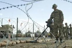 قتيلان في هجوم بالصواريخ على مطار في باكستان