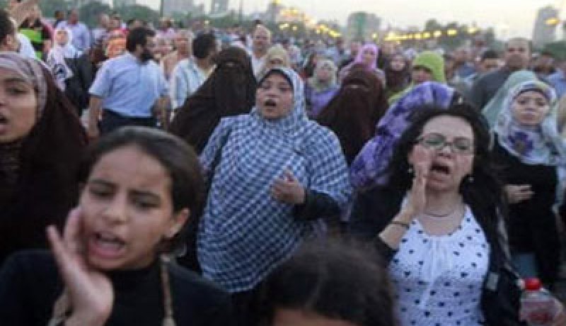 مثلو القومي للمرأة يطالبون لجنة الخمسين بحصة للمرأة وحل مشكلة العنوسة