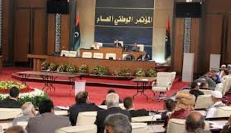 البرلمان الليبي يقر قانونا يمنع الفوائد البنكية بين الأفراد والشركات