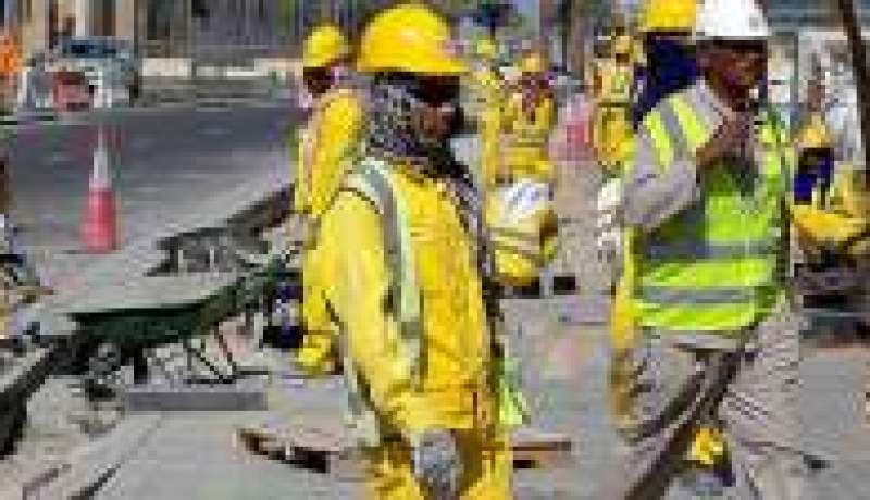 وزير العمل الأردني ينفي استهداف العمالة المصرية