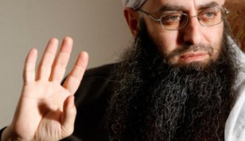 لبنان: هروب الشيخ الاسير الى الجيش السوري الحر