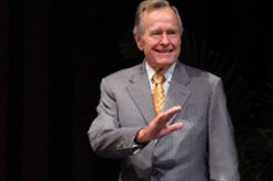 المتحدث باسم أسرة بوش: الرئيس الأمريكى الأسبق بصحة جيدة