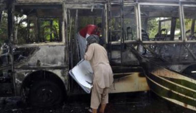 25 قتيلا في هجومين استهدفا حافلة ومستشفى في مدينة كويتا الباكستانية
