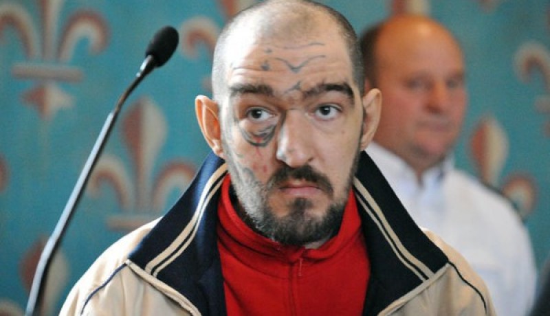 فرنسى يقتل رجلا مسنا ويلتهم قلبه ولسانه