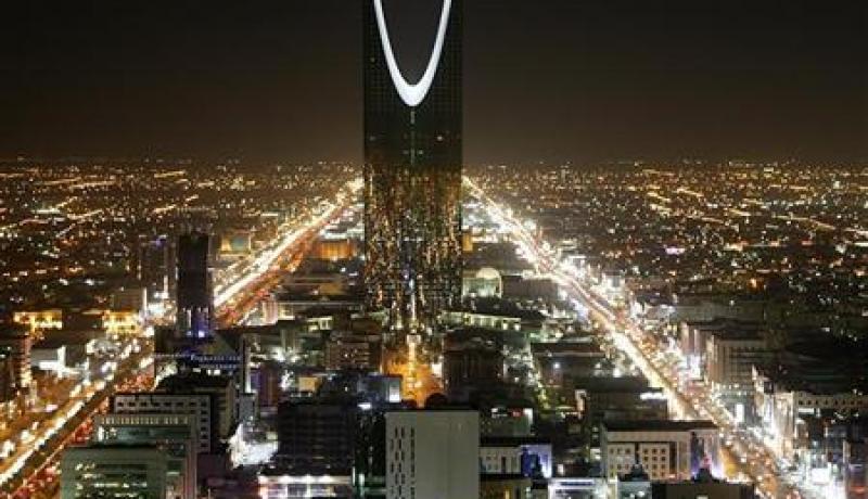 الرياض لاختيارها عاصمة الصحافة العربية لعام 2013