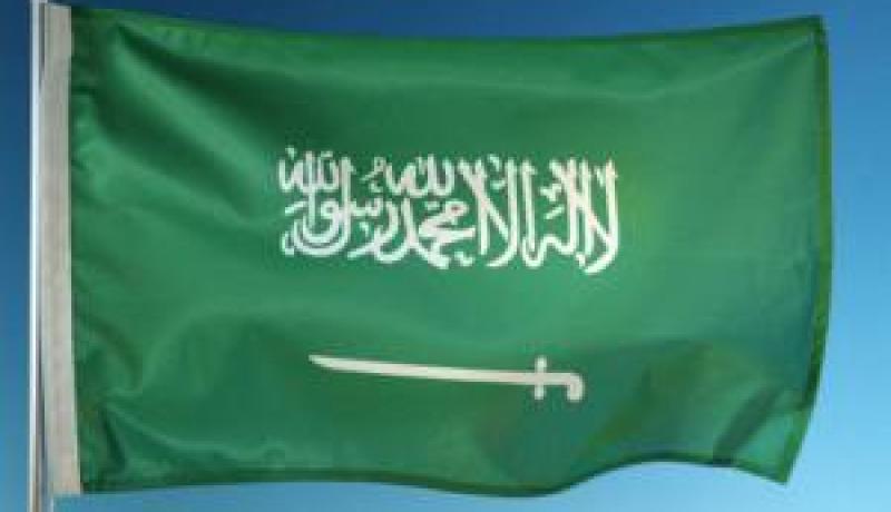 إصابة سعودية وطفلها في تبادل لإطلاق النار بين الأمن ومجهولين