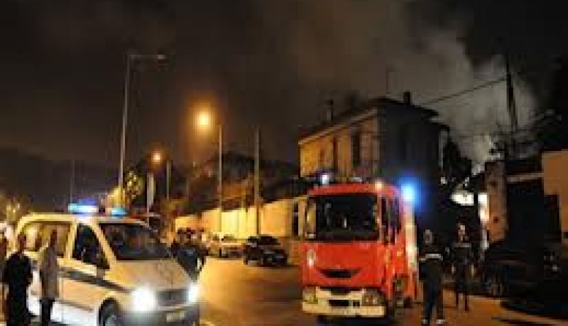 حريق يتلف جزء من سوق حي 1600 سكن بالخروب في قسنطينة الحريق