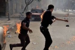 إصابة العشرات في اشتباكات بين مؤيدين ومعارضين للرئيس المعزول مرسي بالسويس