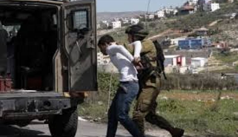 القوات الإسرائيلية تعتقل 3 شبان فلسطينيين جنوب نابلس