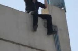 شاب يحاول الإنتحار لعدم حصوله على فرصة عمل بجيجل