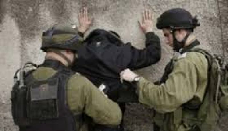 القوات الإسرائيلية تعتقل 10 فلسطينيين في الضفة الغربية