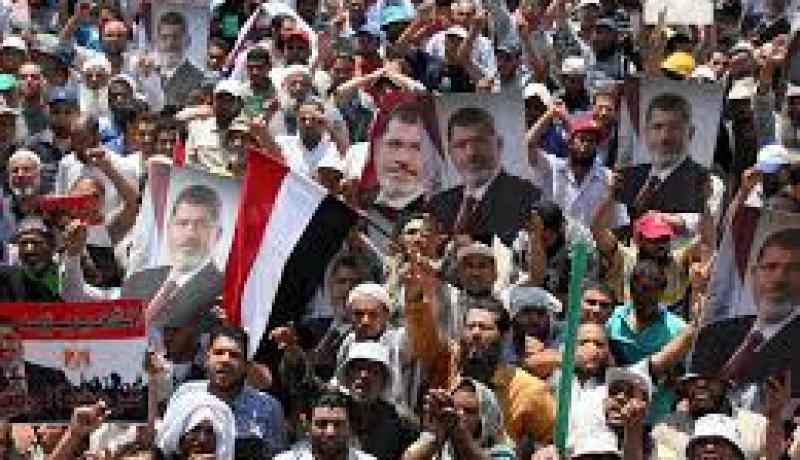 مؤيدو مرسي في أكبر حشد بمليونية عيد النصر