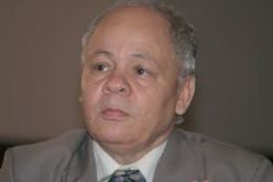 الافلان يعقد اجتماعا استثنائيا يوم 26 جويلية و يدعو بوتفليقة للترشح