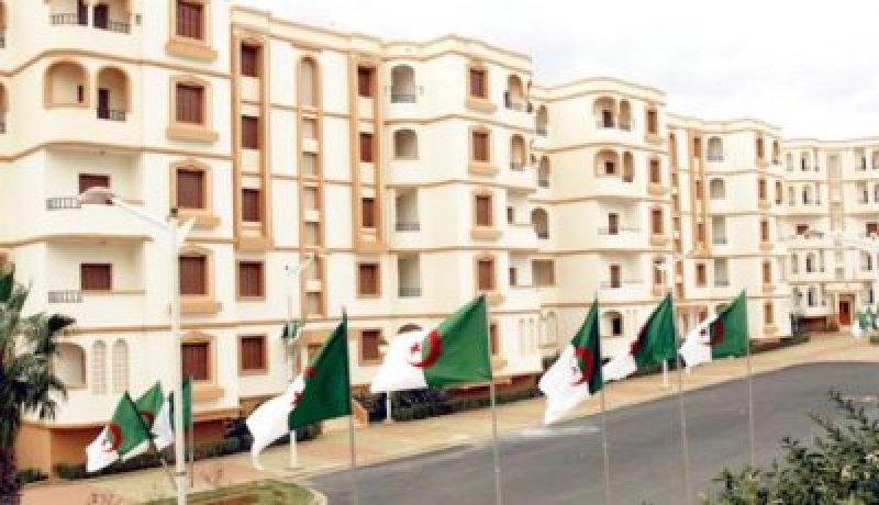 المستفيدون من 1210 سكنات عمومية إيجارية بالخروب في قسنطينة يتعرفون على عناوين شققهم الجديدة
