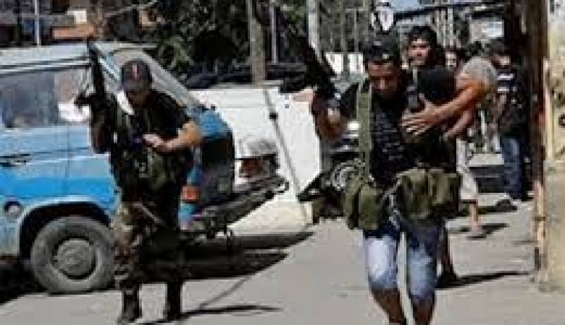 مقتل جندي لبناني وجرح آخر برصاص مجهولين في البقاع شرق لبنان