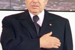 أحزاب سياسية و منظمات وطنية تعرب عن بالغ ارتياحها لعودة الرئيس بوتفليقة إلى أرض الوطن