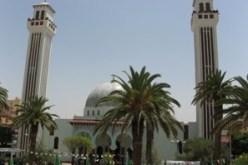 رعية مالي يدخل الإسلام بمسجد الصحابة في سيدي بلعباس