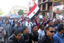 توافد العشرات لميدان رابعة للمشاركة في مليونية اليوم الجمعة
