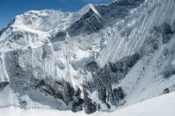 اول امرأة هندية  مبتورة الساق تتسلق افرست