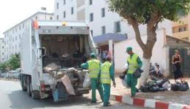 وزارة البيئة و العمران تدعو إلى الاستفادة من تجارب البلدان الرائدة في مجال تثمين النفايات المنزلية