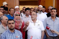 مسلمون يتجمعون أمام مسجد في فرنسا للتنديد بتصاعد نزعة معاداة الاسلام