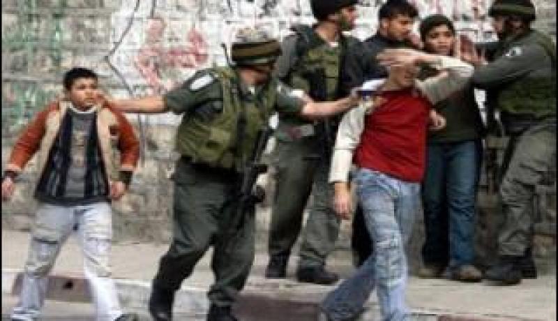 الاحتلال الإسرائيلى يعتقل 9 مواطنين فلسطينيين من الضفة الغربية