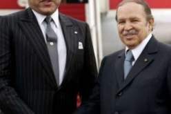 الرئيس بوتفليقة يهنيء العاهل المغربي بمناسبة الذكرى الرابعة عشر لاعتلائه العرش