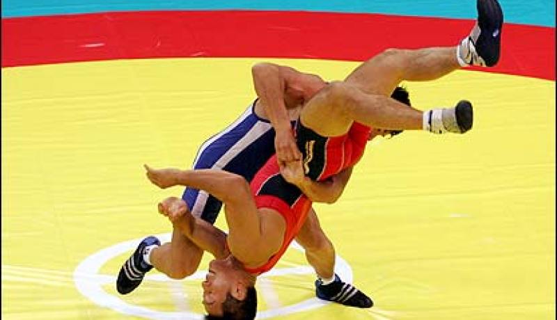 معتز جديات يفتك البرونز في المصارعة