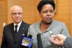 الموزمبيق يأمل في تطوير علاقاته مع الجزائر في مجال الطاقة و المحروقات