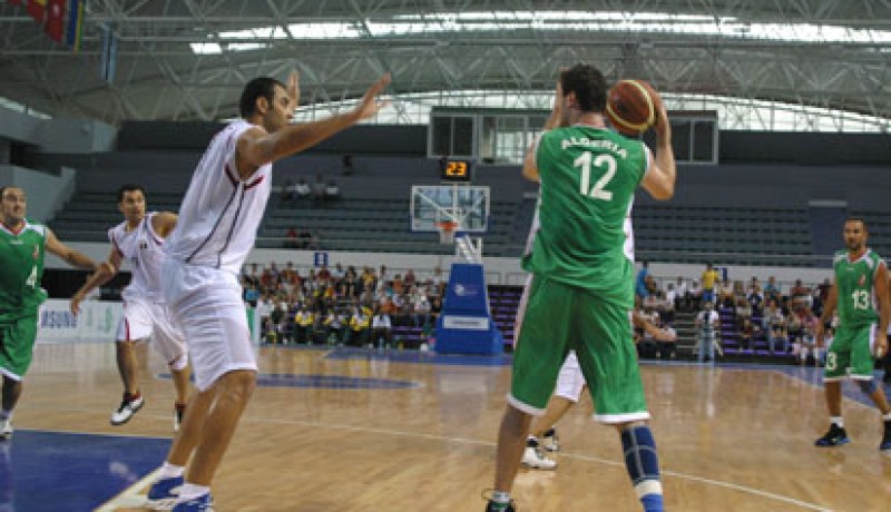 المنتخب الجزائري لكرة السلة يعود مجددا للمنافسة القارية بعد 8 سنوات من الغياب