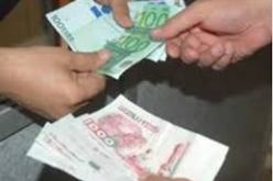 انخفاض قيمة الدينار راجع الى الفارق بين التضخم في الجزائر و باقي دول العالم