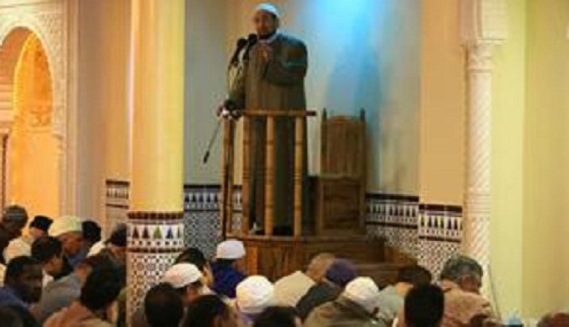 مفتي القدس يطالب خطباء المساجد بالعالم بتخصيص جزء من خطبة عيد الأضحى  لنصرة الأقصى