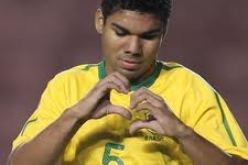 ريال مدريد يتعاقد مع البرازيلي كاسيميرو