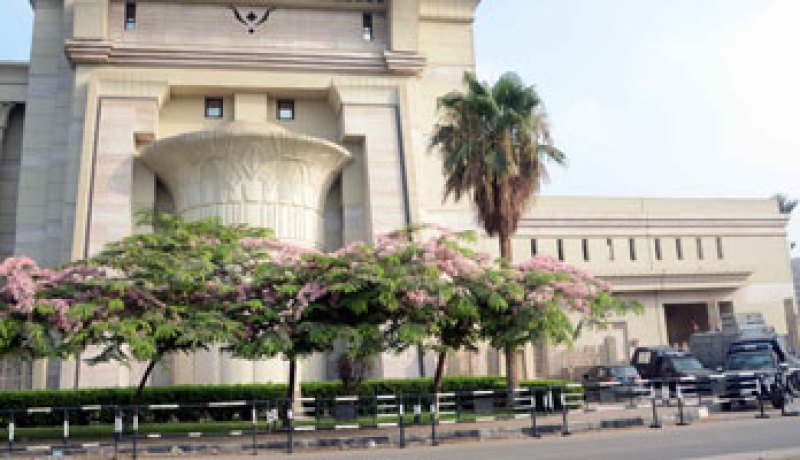 الدستورية المصرية تؤجل قوانين النواب و الحقوق السياسية لحين تعديل الدستور
