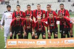 إتحاد العاصمة يلعب باللونين الأحمر و الأسود